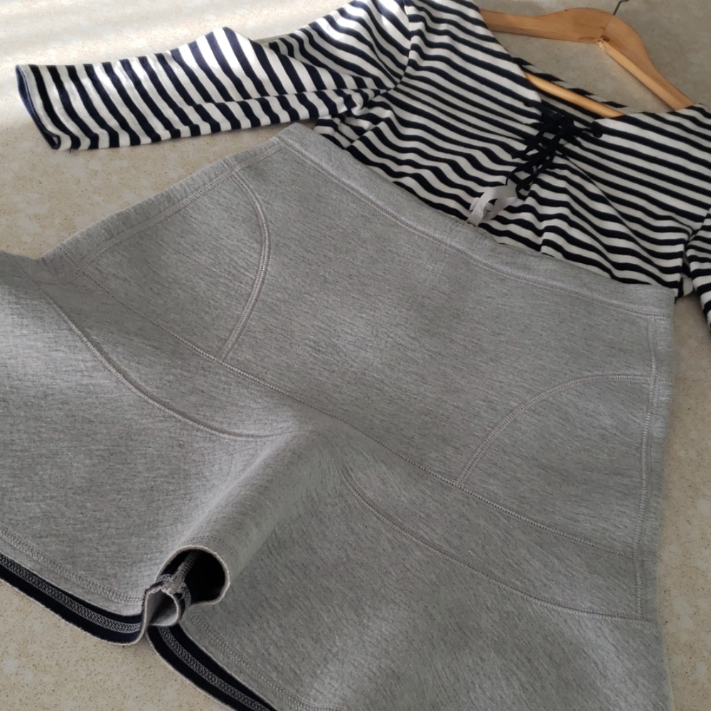 Topshop "Lucy"striped crop shirt w tie front - Picture 9 of 12